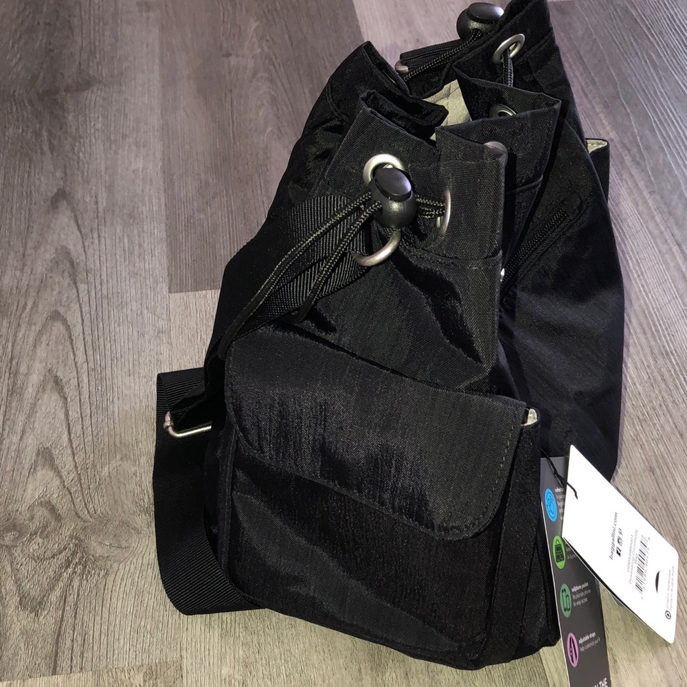 baggallini Modern Everywhere Nylon Black Drawstring Crossbody Bucket Bag NWT - Picture 4 of 16